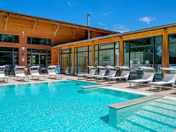 Camping pour 6 personnes, avec terrasse et piscine dans le Tarn - 4
