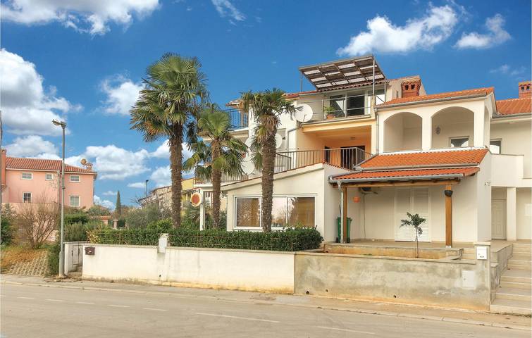 Ferienwohnung für 4 Personen, mit Terrasse in Fazana - 2