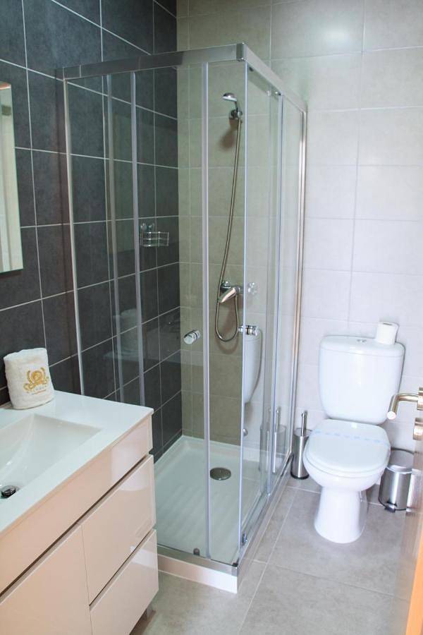 Double Room with Private External Bathroom in Aveiro, Distrito de Aveiro