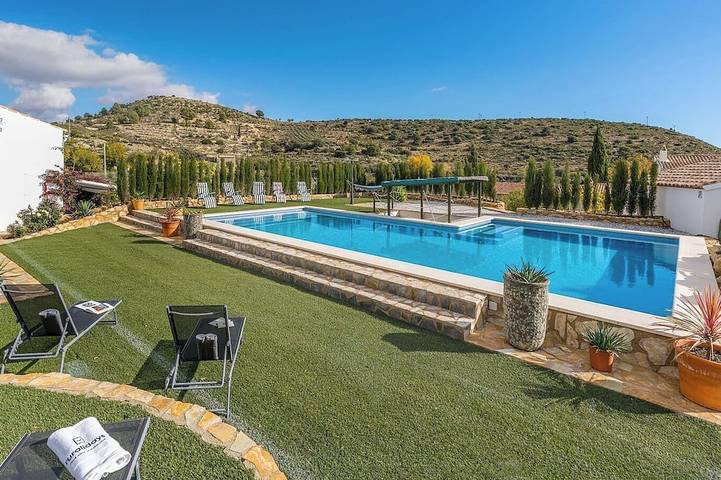 Villa für 11 Personen, mit Garten - 1