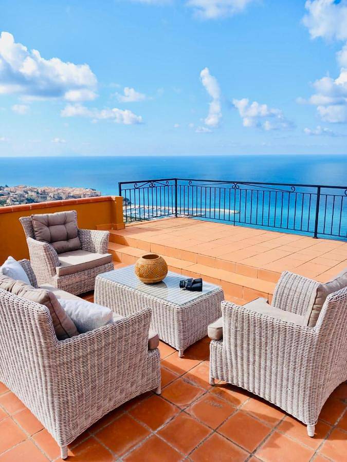 Marasusa "The Penthouse" Il terrazzo sul cielo in Parghelia, Vibo Valentia Provinz