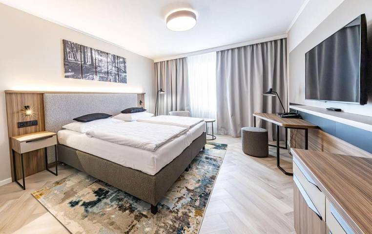 Hôtel pour 2 personnes, avec piscine et jacuzzi ainsi que sauna et jardin à Plzeň - 4