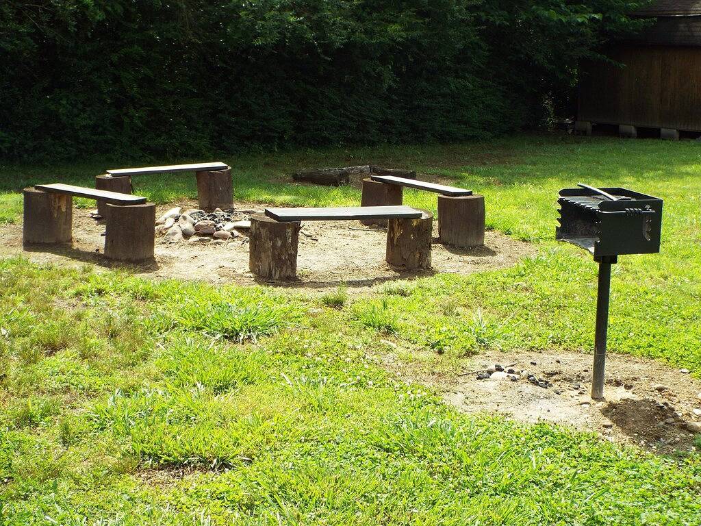 Country Life ~ kühle, frische Cosby Creek Zugang in Cosby (TN), Cocke County