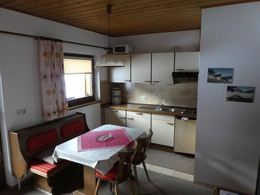 Ganze Ferienwohnung, Ferienwohnung für 4 Personen mit Garten in Sankt Jakob in Defereggen, Bezirk Lienz