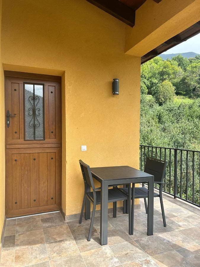 Apartamento de vacaciones para 4 personas, con Balcón y Terraza además de Jardín y Vistas en Montaña Central - 2