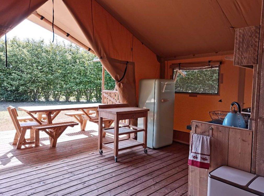 Lodge au cœur d'une ferme équestre in Vaas, Vallée de la Loire