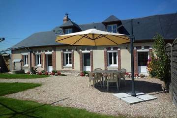 Gîte pour 6 personnes, avec jardin et terrasse à Saint-Martin-aux-Buneaux