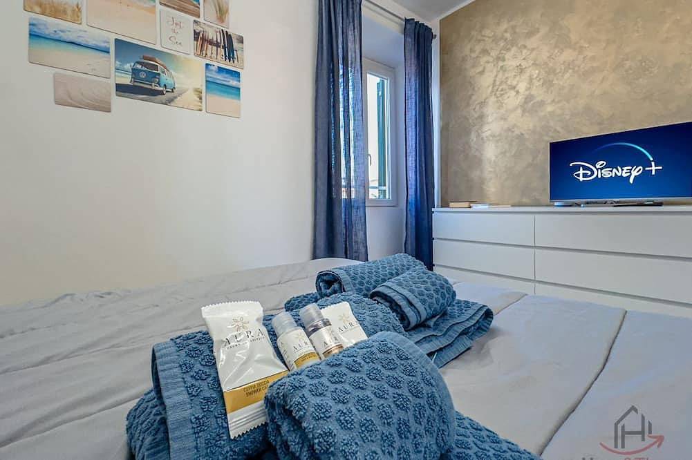Appartamento intero, [Mare a 3 min] Treni a 8 min • A/C • Free Wifi in Bagni Moby Dick, Albisola Superiore
