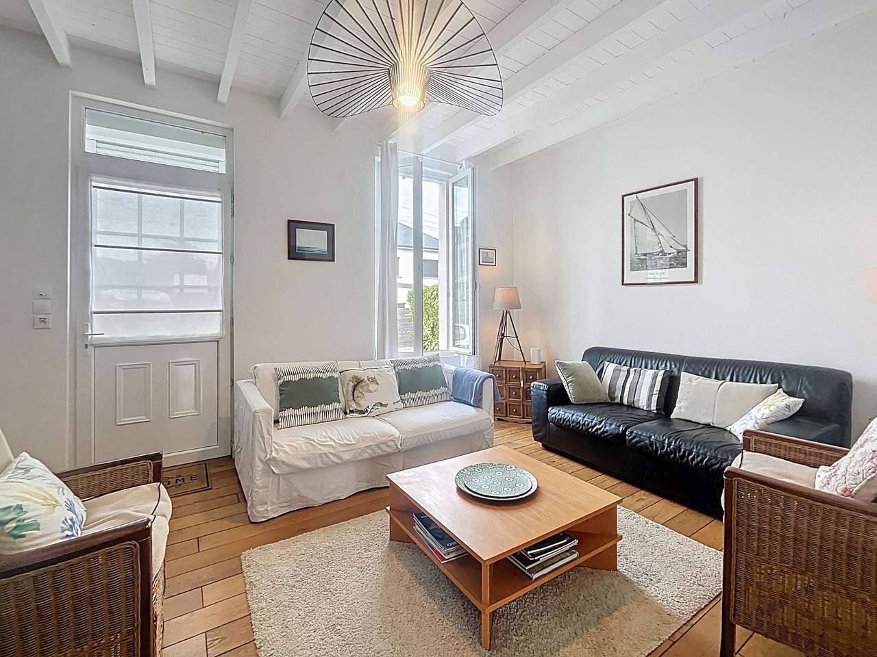 Encantadora villa con jardín, tranquila, a 200m de la playa y 1km del centro in Jullouville, Côte de la Déroute