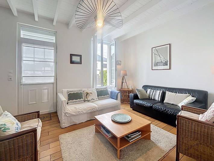 Location de vacances pour 6 personnes, avec jardin dans Carolles Plage - 2