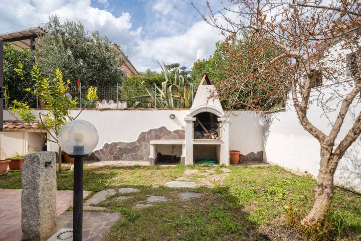 Ferienwohnung für 5 Personen, mit Garten in Siniscola - 2