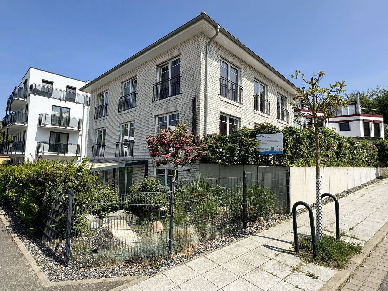 Ganze Ferienwohnung, Villa Gina mit 2 exklusiven Wohnungen - Villa Gina Whg 01 mit Terrasse (Süd) in Sellin, Rügen