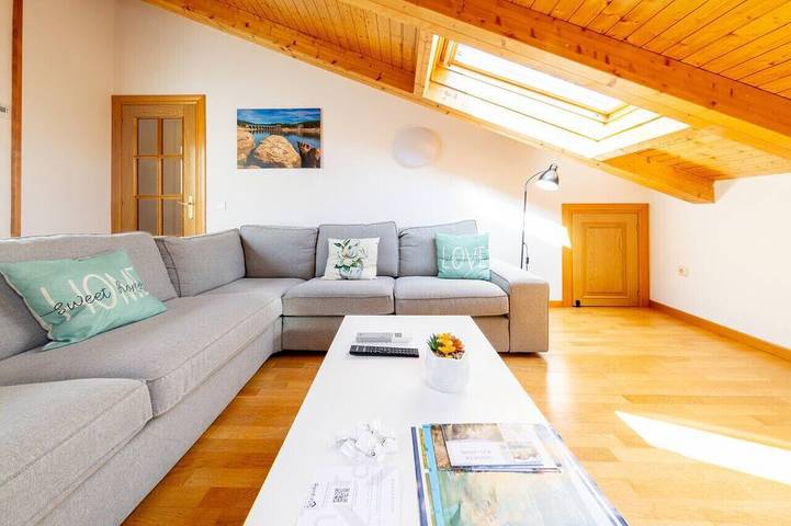 Holiday apartment for 7 people, with balcony - 1