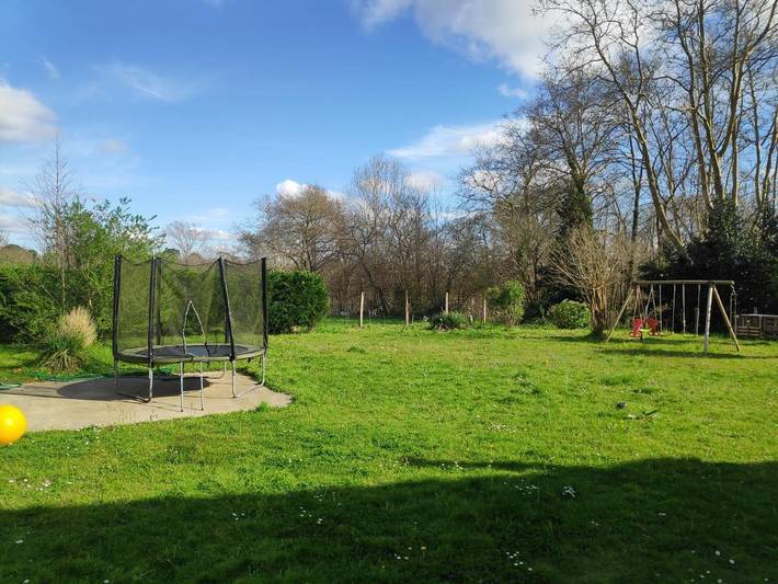Location de vacances pour 8 personnes, avec jardin ainsi que terrasse et piscine à Saint-Laurent-de-Gosse - 2