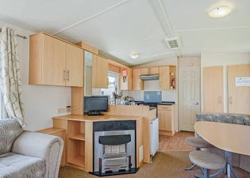 Caravan for 6 People in West Sussex, Sussex, Photo 2