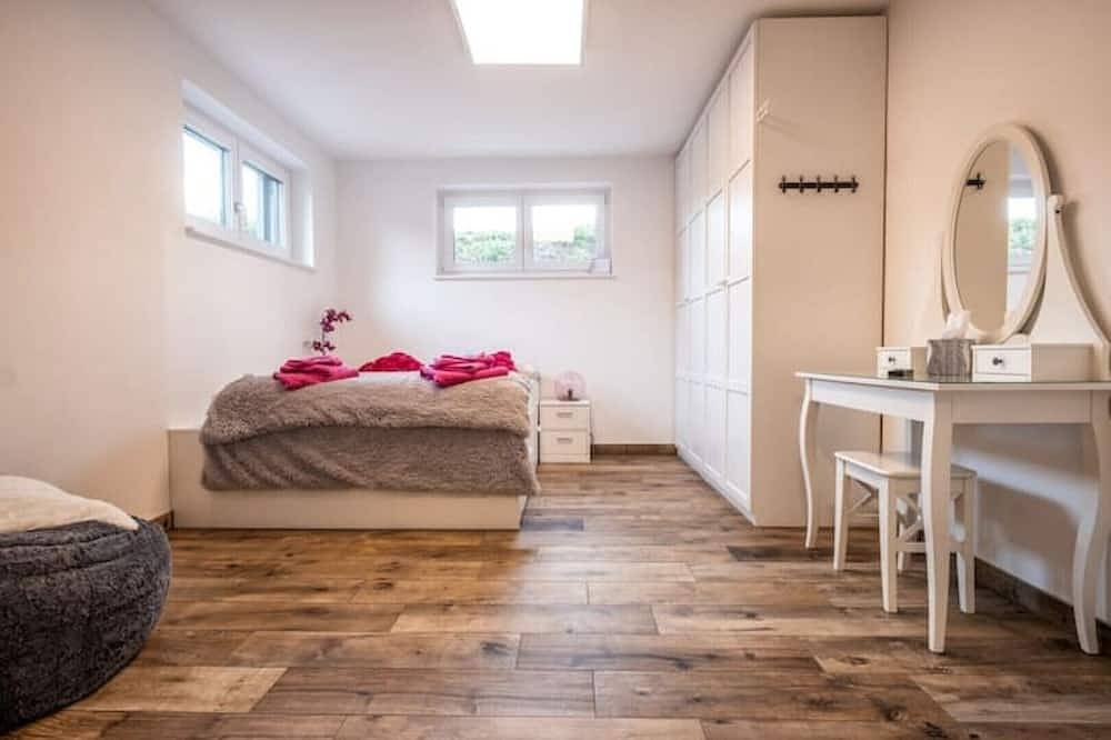 Appartement entier, Modern basement apartment with use of pool in Anif, Tennengau