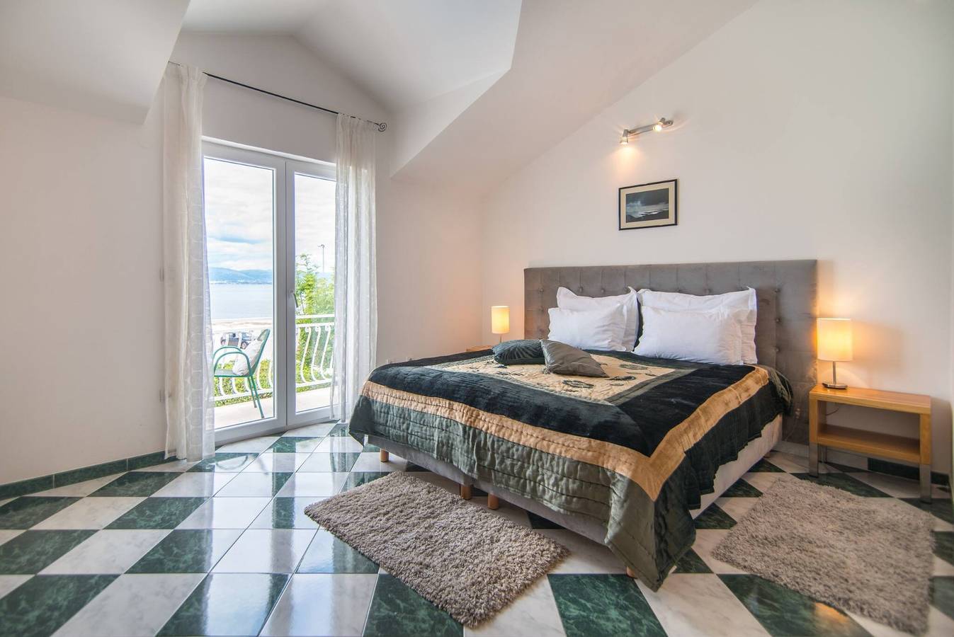 Luxury Seafront Villa Casa Mare Brač Heated Pool in Mirca, Supetar
