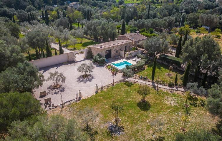 Jornets Terrassenrückzug mit Pool und Küche in Costitx, Mallorca Inselmitte