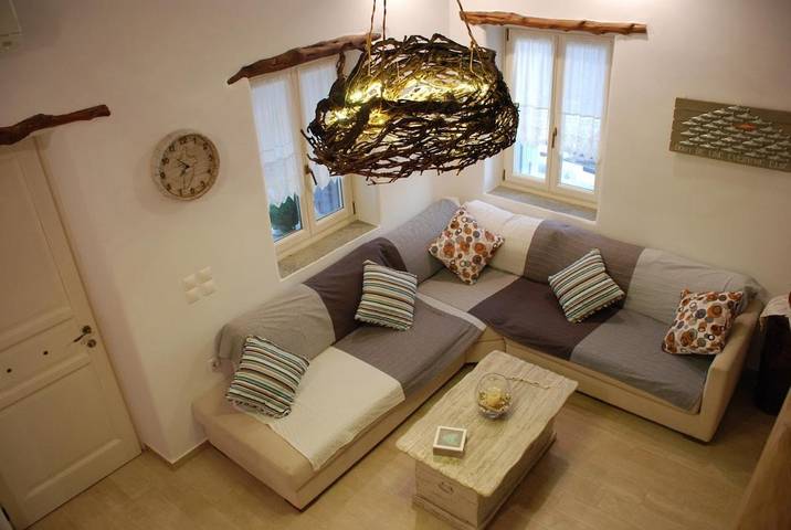 Gîte pour 5 personnes, avec terrasse et vue dans Kithnos Chora - 3
