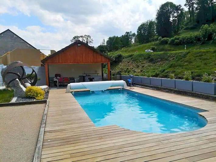 Location de vacances pour 11 personnes, avec Balcon et Jacuzzi ainsi que Terrasse et Jardin à Ornans - 4