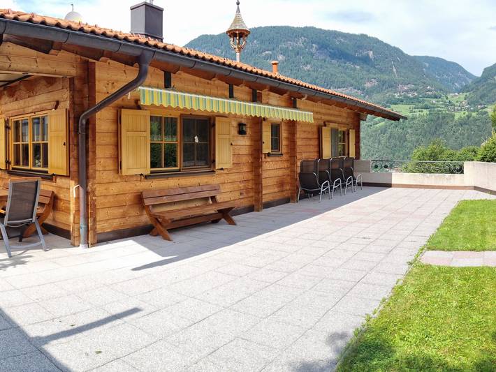Ferienhaus für 8 Personen, mit Terrasse und Garten sowie Pool und Sauna im Ötztal - 3