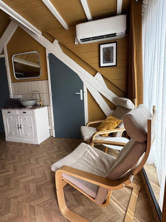 Ferienwohnung für 2 Personen, mit Balkon und Whirlpool sowie Terrasse und Garten in Serooskerke - 4
