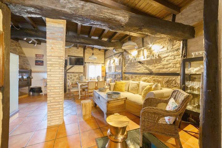 Casa rural para 11 personas, con balcón y vistas, Familias con niños en La Vera - 2