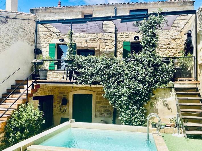 Location de vacances pour 11 personnes, avec piscine et jardin à Vers-Pont-du-Gard - 2