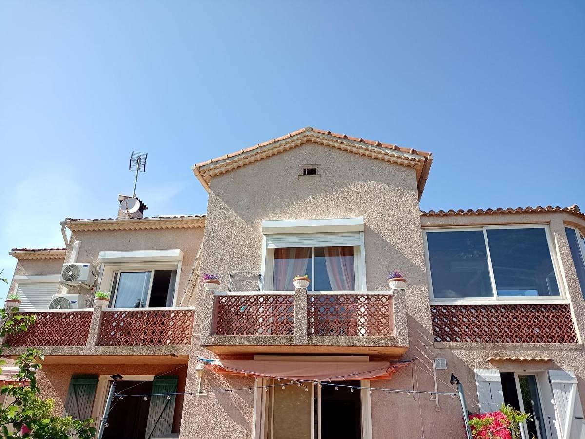 Appartement entier, Haut Villa Mesanges En Bord De Mer ! in Lucciana, Région de Bastia