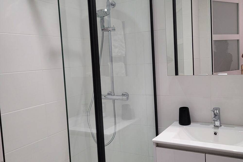 Appartement entier, T3 Rdj Sud, Mer sortie résidence in Boulouris, Saint-Raphaël