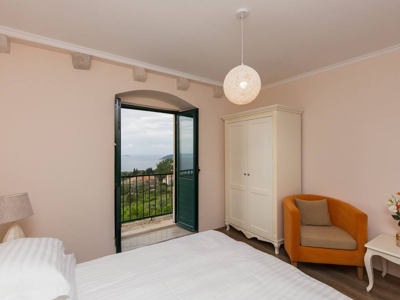Appartamento intero, Apartment&Rooms Savonari - Superior Double Room with Balcony and Sea View (Soba 1) in Valdinoce, Grad Dubrovnik