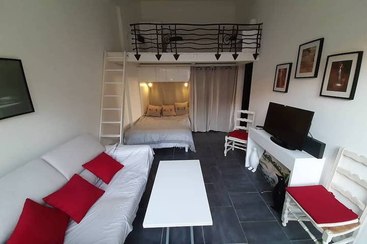 Gîte pour 7 personnes, avec balcon et jardin dans Agay - 2