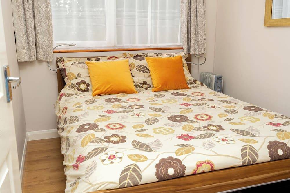 Delightful 2 bedroom holiday chalet, Hemsby, Norfolk in Hemsby, Great Yarmouth