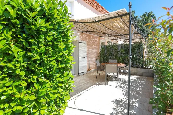 Casa de vacaciones para 4 personas, con terraza y piscina - 1
