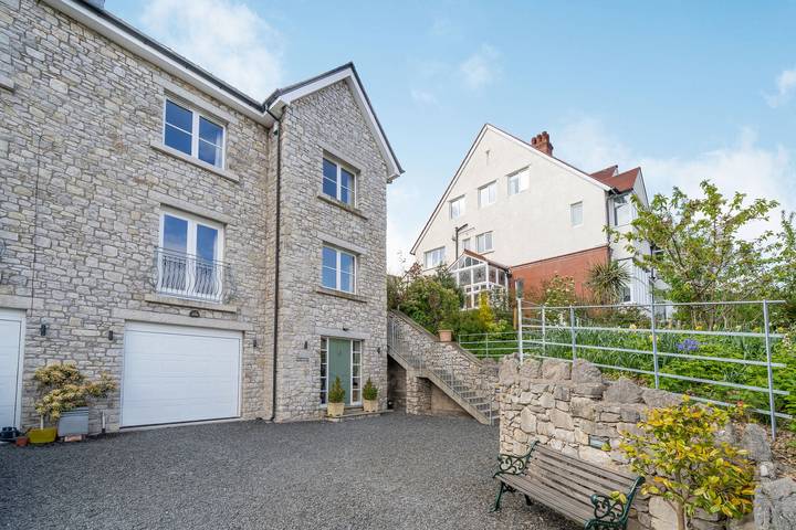 Holiday home for 8 people, with Balcony in Grange-over-Sands