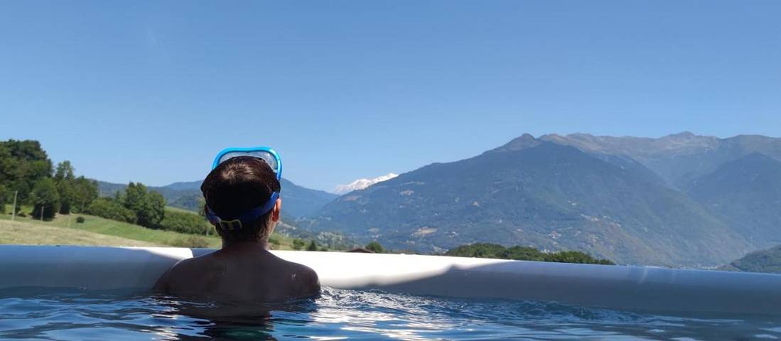 Location de vacances pour 6 personnes, avec Jacuzzi et Terrasse ainsi que Jardin et Piscine à Mercury - 4