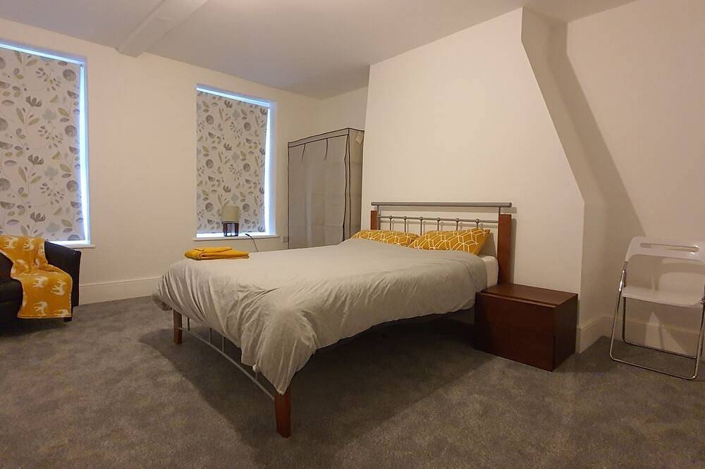 Entire apartment, Grace Apartments - Living Stone 2  Flat B in Ashford, Ashford region