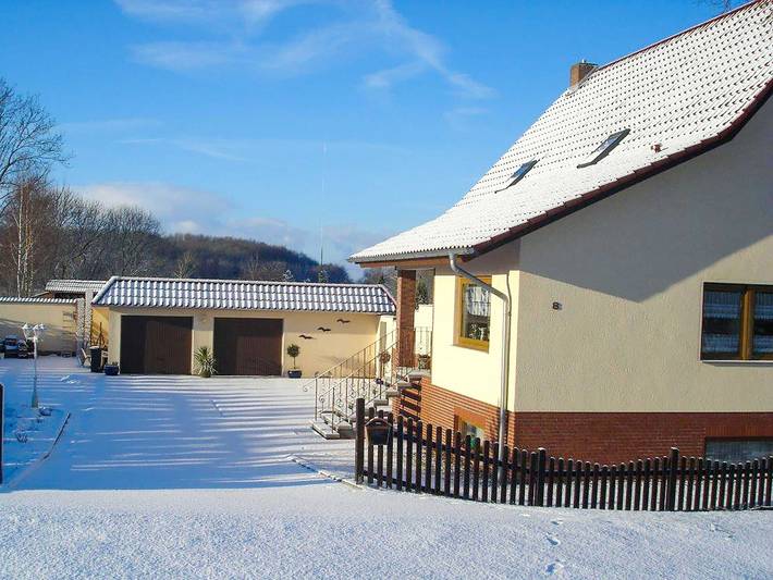 Ferienwohnung für 6 Personen, mit Garten in Sundhagen - 2