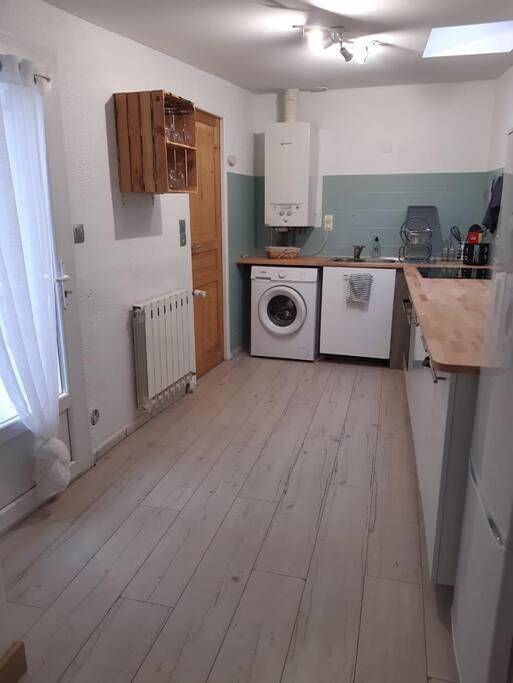 Appartement entier, Two-Bedroom Apartment in L'Isle-Jourdain, Toulouse et ses environs