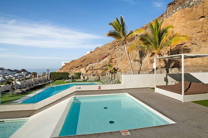 Apartment for 3 people, with children pool in Puerto Rico (Gran Canaria)