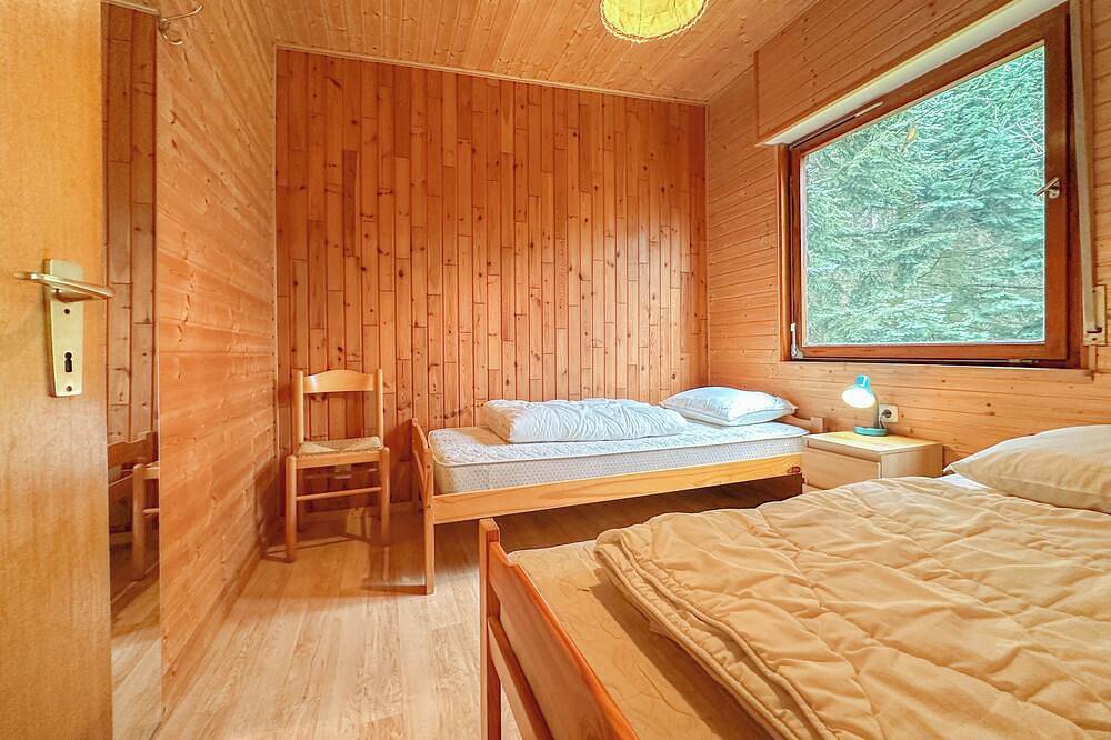 Schönes Holzhaus auf dem Lande in Brandscheid, Naturpark Hohes Venn-Eifel