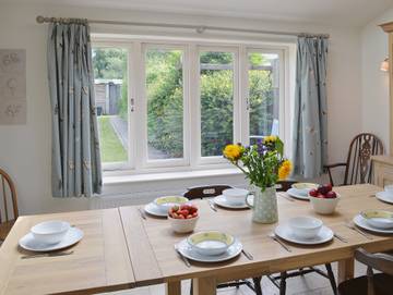 Holiday Rental for 8 People in Cheddar, Somerset, Photo 4