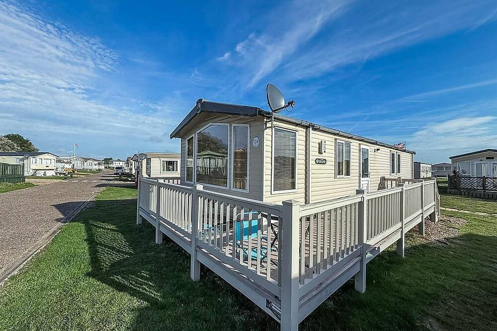 Static Caravan for 8 People in Waveney District, Suffolk