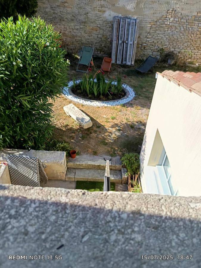 Chambre d’hôte pour 2 personnes, avec vue et jardin, adapté aux familles sur l' Île d'Oléron - 2