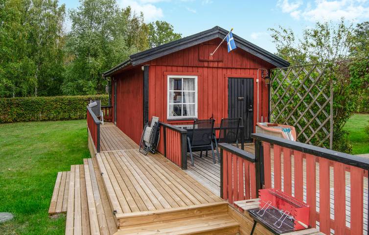 Glamping voor 4 personen, met terras en tuin in Zweden