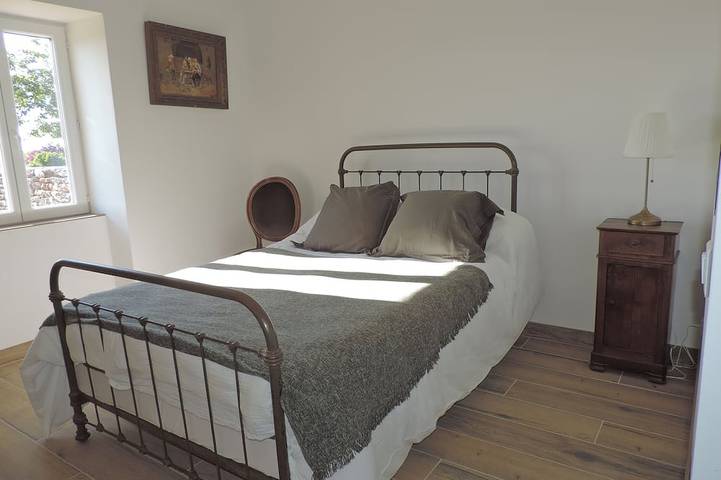 Location de vacances pour 6 personnes, avec terrasse et jardin à La Cassagne - 2