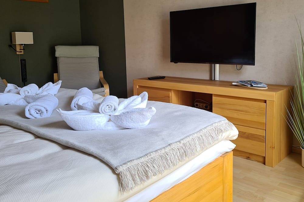Ganze Wohnung, Appartement Uttied Rügen mit Terrasse und Garten  **** Sterne Dtv in Rambin, Stralsund Umland