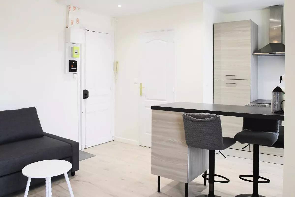 Studio entier, Studio pour 2 Personnes in Clichy, Hauts-de-Seine