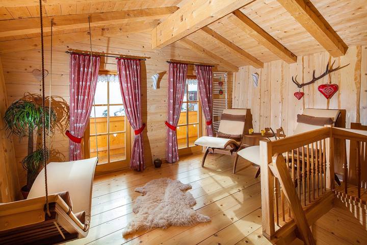 Alpenpension Ettlerlehen - Doppelzimmer Nr. 6, Balkon, TV, W-Lan, Haarfön, Sitzecke, Obergeschoss, Westen in Ramsau bei Berchtesgaden, Berchtesgadener Alpen