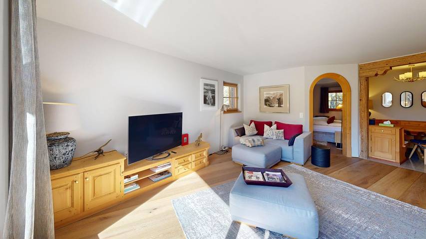 Ganze Wohnung, Apartment Üerts - Hochwertige Wohnung mit Balkon und Aussicht in Champfèr in Silvaplana, Sankt Moritz